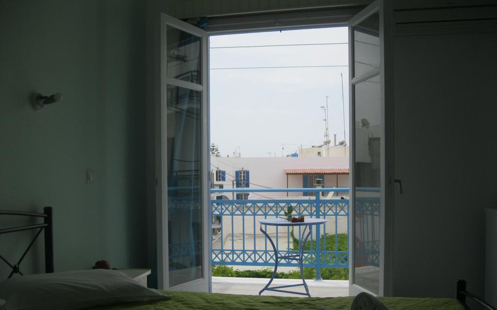 Very-Kokkos Pension 2 Naxos City Dış mekan fotoğraf