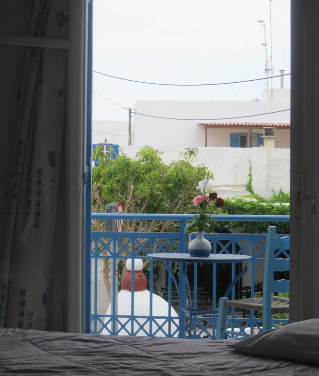 Very-Kokkos Pension 2 Naxos City Oda fotoğraf